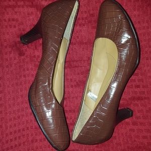 Merona Heels Size 11